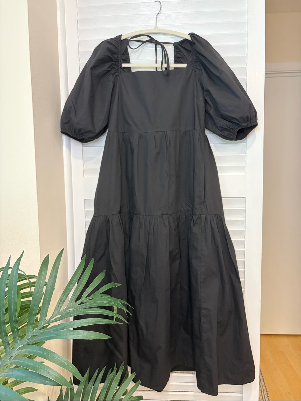 Moodie Cotton Black Tiered Puff Sleeve Midi Dress with Fun Back Ties Size XS